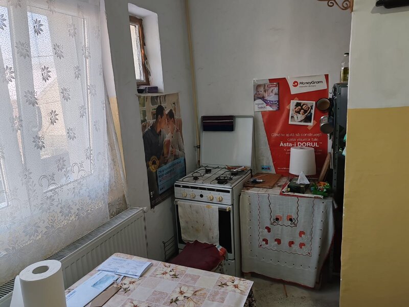 Pantelimon centru, langa scoala,